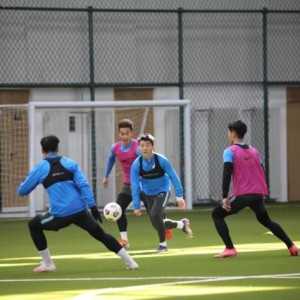 开云体育app下载-大连人新赛季求稳 外援陆续归队新帅将在近日官宣