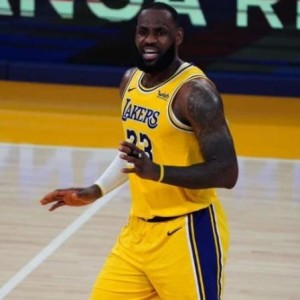 开云官方网-连续3场合计4个加时 詹姆斯明显累了可他还是赢了